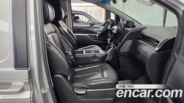 Hyundai Staria Cargo 3-Seater Modern 2022 — фото 11