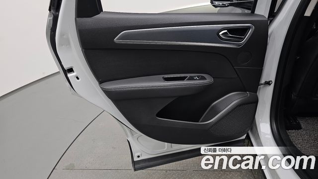 Renault Korea XM3 1.3 TCe RE Signature 2022 — фото 25