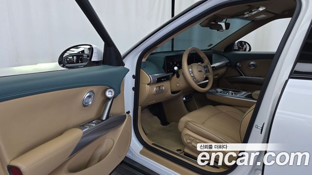 Genesis GV60 Standard 2023 — фото 10