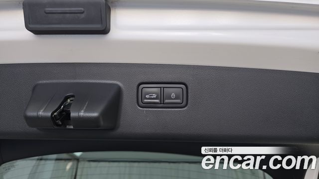 Genesis GV60 Standard 2023 — фото 30