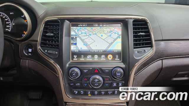 Jeep Grand Cherokee 3.0 Diesel Overland Summit WK2 2017 — фото 14