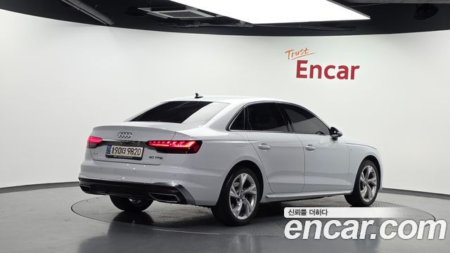 Audi A4 (B9) 40 TFSI Premium 2021 — фото 2