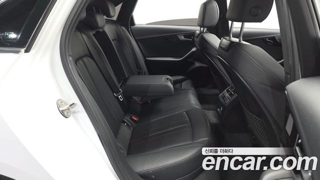 Audi A4 (B9) 40 TFSI Premium 2021 — фото 12
