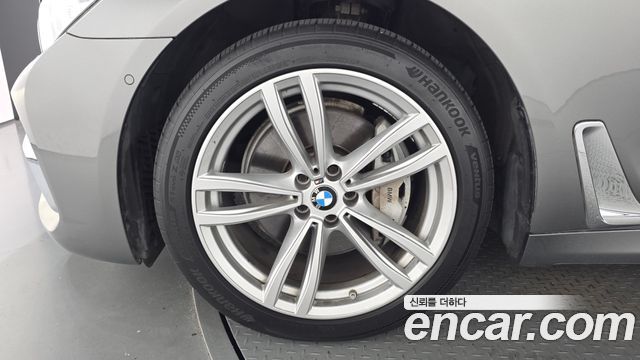BMW 7 Series (G11) 740d xDrive M Sport 2019 — фото 5