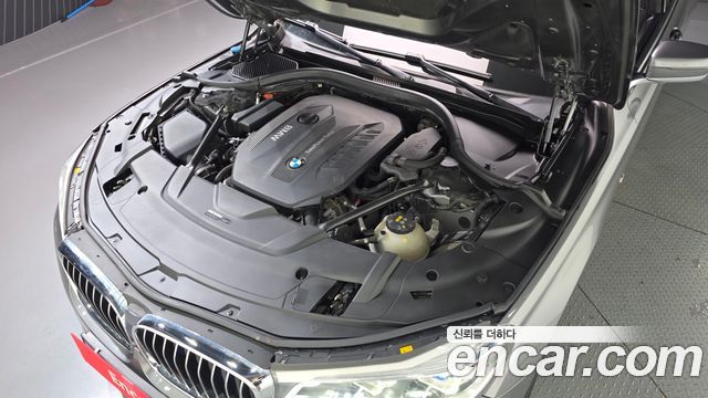 BMW 7 Series (G11) 740d xDrive M Sport 2019 — фото 6