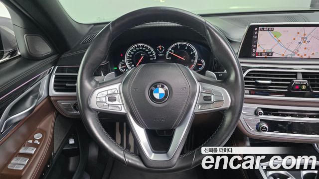 BMW 7 Series (G11) 740d xDrive M Sport 2019 — фото 17