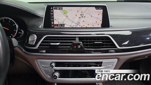 BMW 7 Series (G11) 740d xDrive M Sport 2019 — фото 18