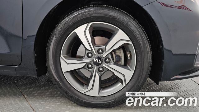 Kia K3 Prestige 2020 — фото 21
