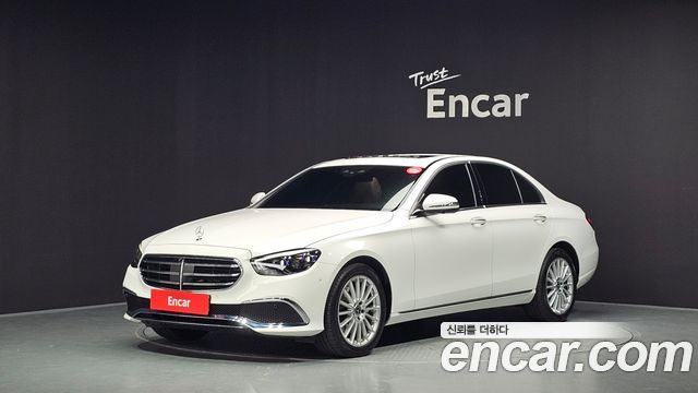 Mercedes-Benz E-Class (W213) E250 Exclusive 2022 — фото 1