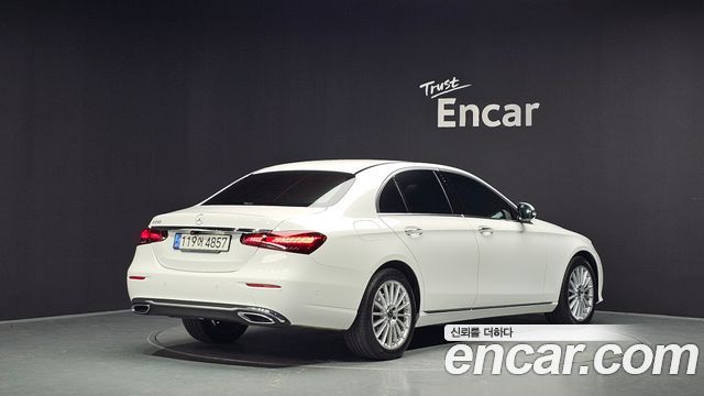 Mercedes-Benz E-Class (W213) E250 Exclusive 2022 — фото 2