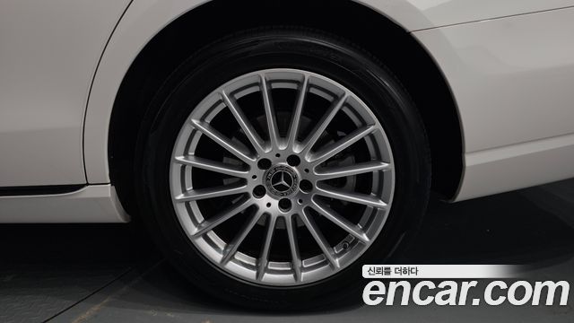 Mercedes-Benz E-Class (W213) E250 Exclusive 2022 — фото 21