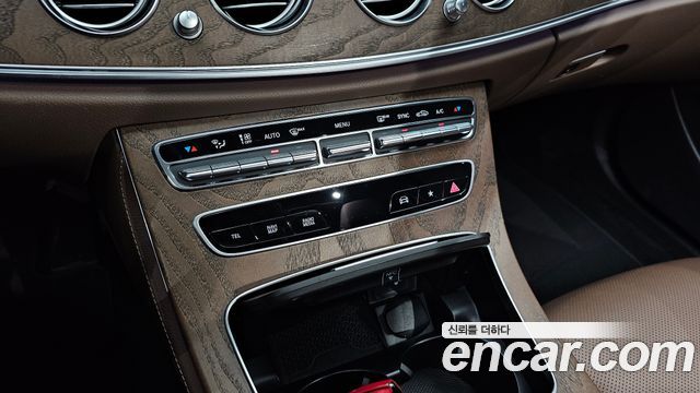 Mercedes-Benz E-Class (W213) E250 Exclusive 2022 — фото 31