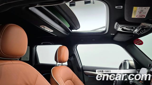 MINI Cooper 5-Door Piccadilly Edition 3rd 2022 — фото 24