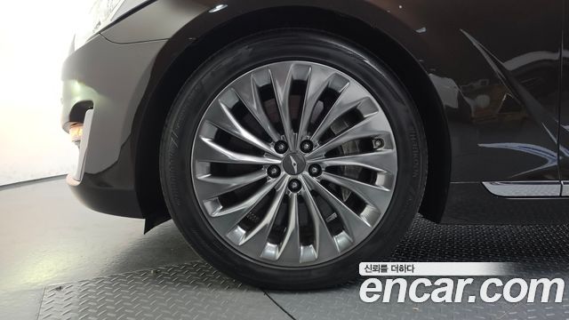 Genesis EQ900 5.0 GDI AWD Prestige 2018 — фото 5