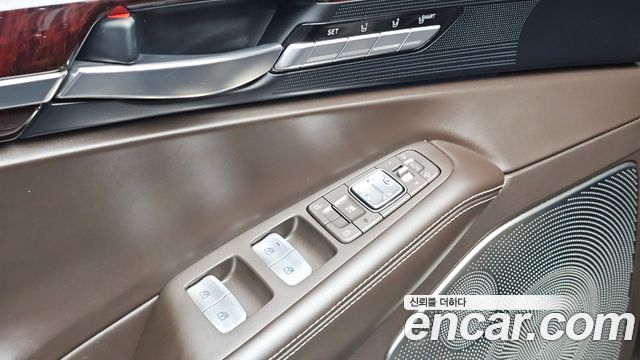 Genesis EQ900 5.0 GDI AWD Prestige 2018 — фото 33