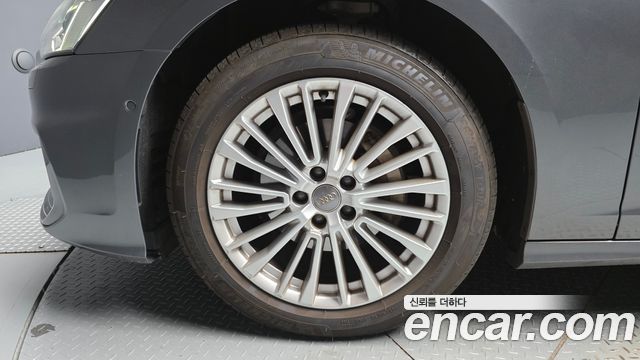Audi A6 (C8) 40 TDI Quattro Premium 2020 — фото 5