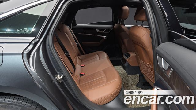 Audi A6 (C8) 40 TDI Quattro Premium 2020 — фото 12
