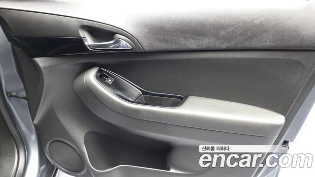 Chevrolet Orlando LPG LT Safety Pack 2017 — фото 24