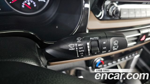 Kia Seltos Gasoline 1.6 Turbo 4WD Noblesse 2020 — фото 16
