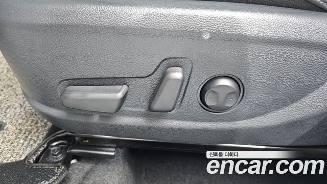 Kia Seltos Gasoline 1.6 Turbo 4WD Noblesse 2020 — фото 33