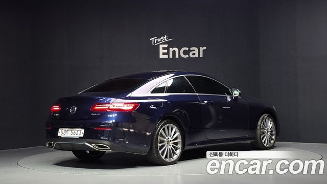 Mercedes-Benz E-Class (W213) E400 4MATIC Coupe 2017 — фото 2
