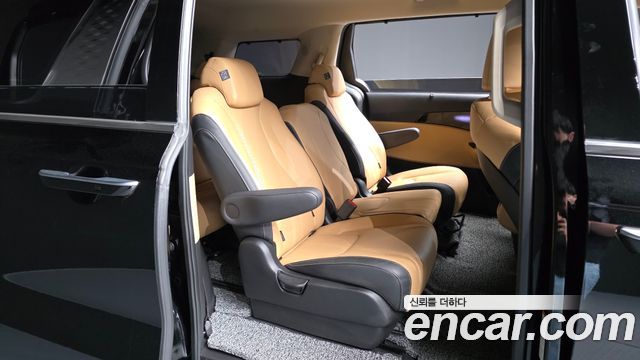 Kia Carnival (IV) Gasoline 11-Seater Signature 2023 — фото 12