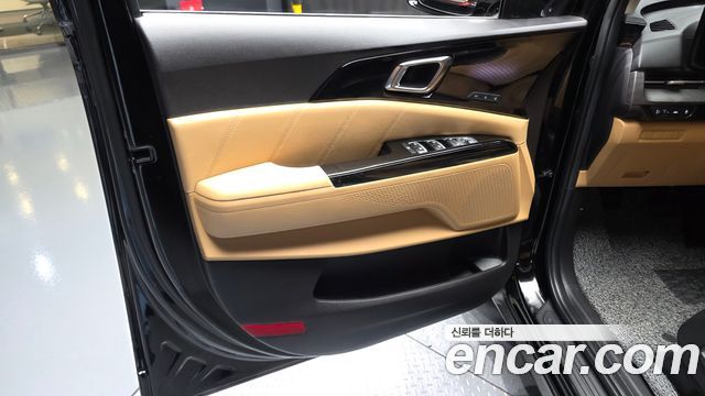 Kia Carnival (IV) Gasoline 11-Seater Signature 2023 — фото 25