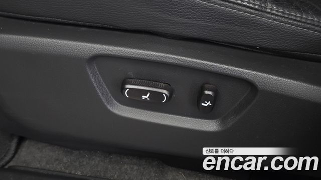 Chevrolet Captiva 2WD LT Deluxe pack 2017 — фото 20