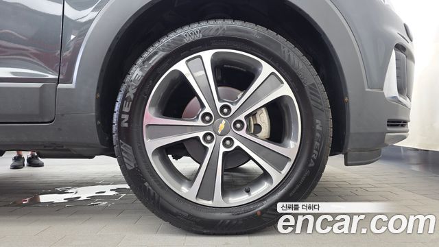 Chevrolet Captiva 2WD LT Deluxe pack 2017 — фото 27