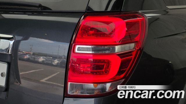 Chevrolet Captiva 2WD LT Deluxe pack 2017 — фото 29