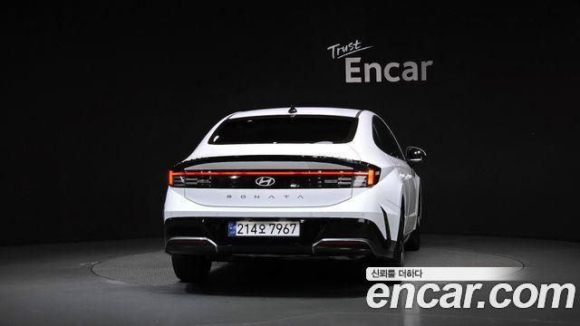 Hyundai Sonata The Edge (DN8) 2.0 Exclusive 2024 — фото 4