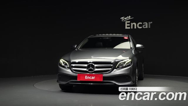 Mercedes-Benz E-Class (W213) E220d Avantgarde 2019 — фото 3