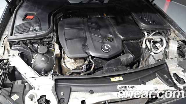 Mercedes-Benz E-Class (W213) E220d Avantgarde 2019 — фото 6