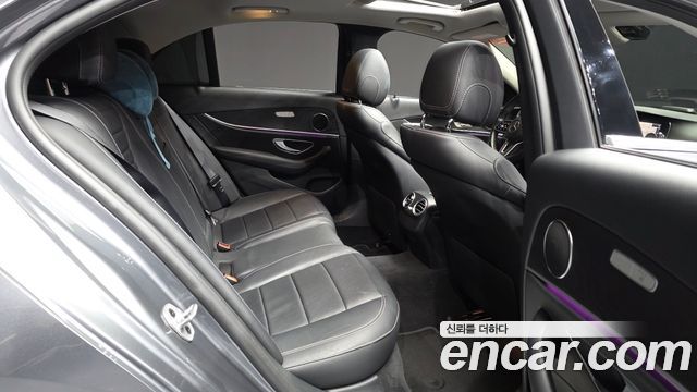 Mercedes-Benz E-Class (W213) E220d Avantgarde 2019 — фото 12