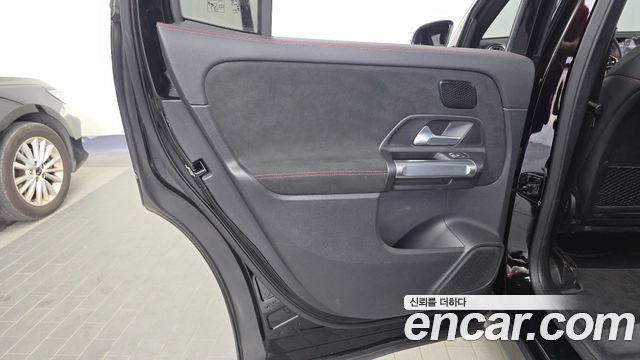 Mercedes-Benz GLB-Class (X247) GLB250 4MATIC 2022 — фото 31