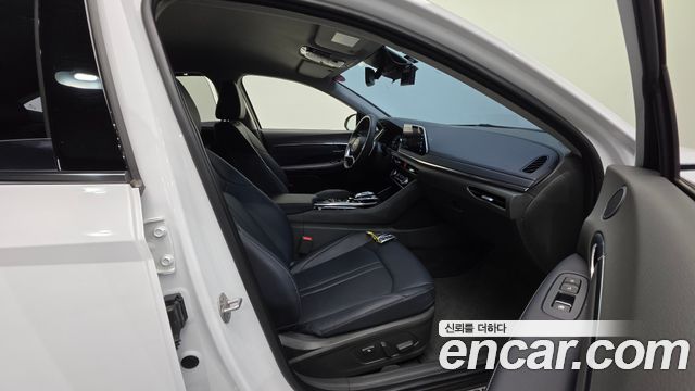 Hyundai Sonata (DN8) 2.0 Premium Plus 2023 — фото 10