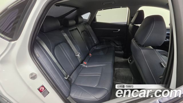 Hyundai Sonata (DN8) 2.0 Premium Plus 2023 — фото 19