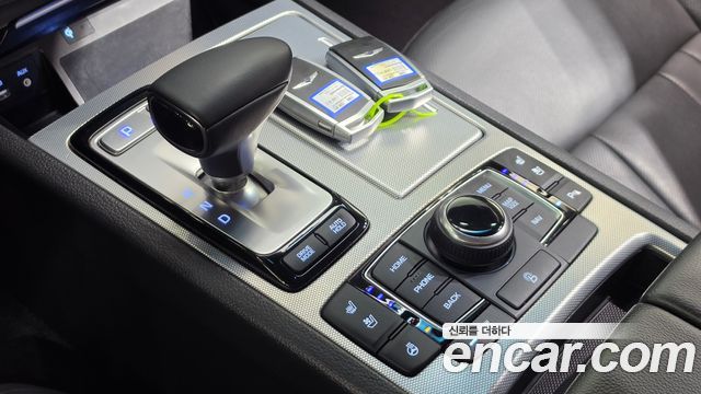 Genesis G80 3.3 GDI AWD Premium Luxury 2018 — фото 9