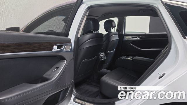 Genesis G80 3.3 GDI AWD Premium Luxury 2018 — фото 17