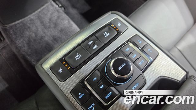 Genesis G80 3.3 GDI AWD Premium Luxury 2018 — фото 18