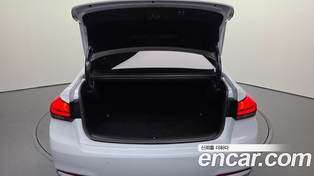 Genesis G80 3.3 GDI AWD Premium Luxury 2018 — фото 20