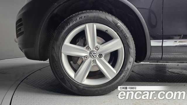 Volkswagen Touareg V6 3.0 TDI Bluemotion 7P5 2014 — фото 5