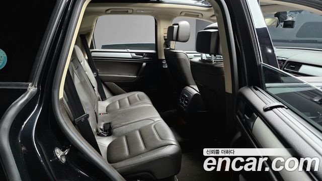 Volkswagen Touareg V6 3.0 TDI Bluemotion 7P5 2014 — фото 11