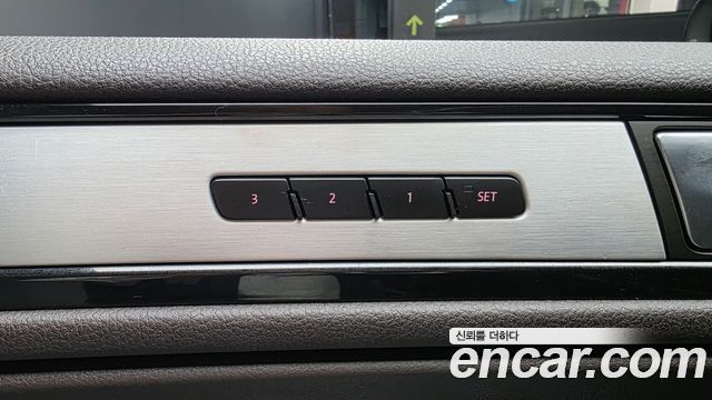 Volkswagen Touareg V6 3.0 TDI Bluemotion 7P5 2014 — фото 17