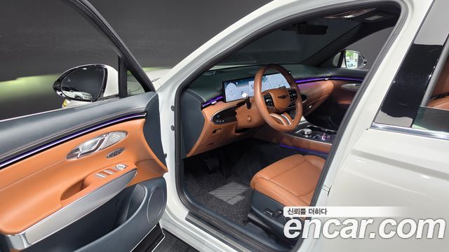 Genesis GV70 2.5T Gasoline 2WD 2025 — фото 10