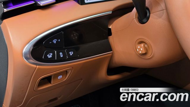 Genesis GV70 2.5T Gasoline 2WD 2025 — фото 18
