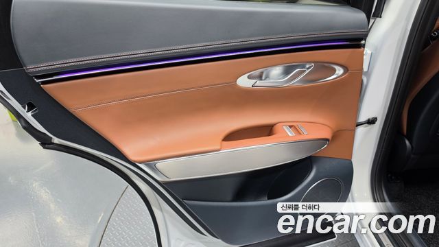 Genesis GV70 2.5T Gasoline 2WD 2025 — фото 25