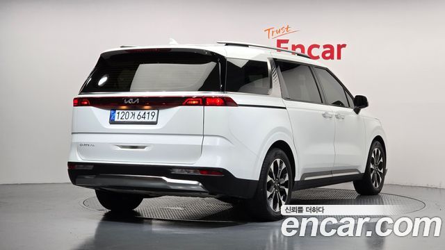 Kia Carnival (IV) Diesel 7-Seater Signature 2023 — фото 2