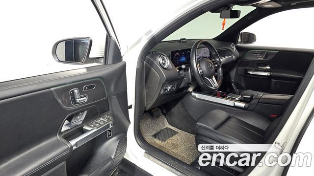 Mercedes-Benz GLB-Class (X247) GLB220 2021 — фото 10