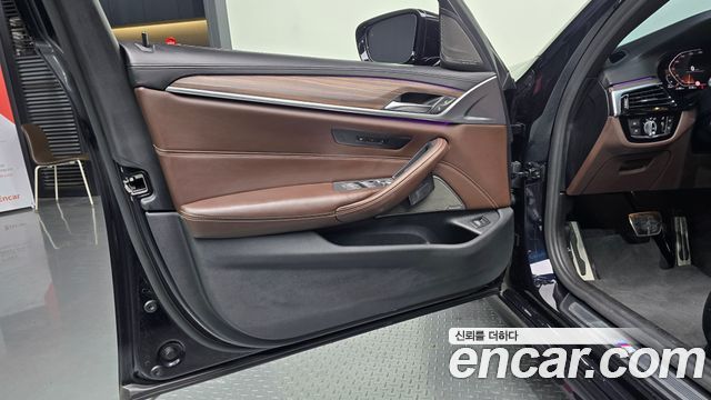 BMW 5 Series (G30) 520d M Sport Package Plus 2020 — фото 24
